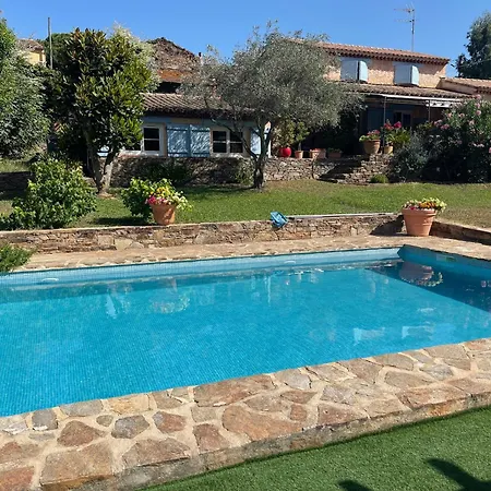 La Borreliane Йер