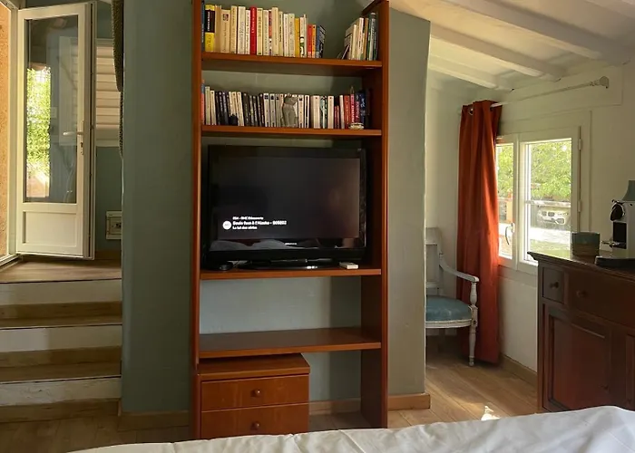 Bed & Breakfast La Borréliane 3*