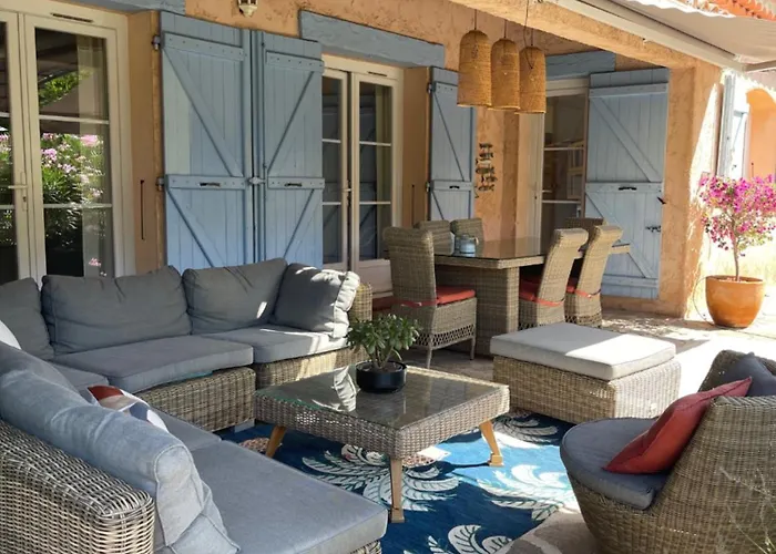 La Borréliane Bed & Breakfast