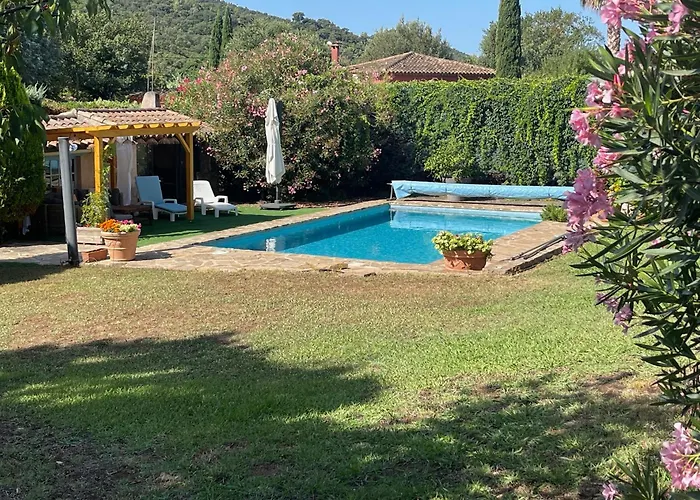 La Borréliane Bed & Breakfast Hyères